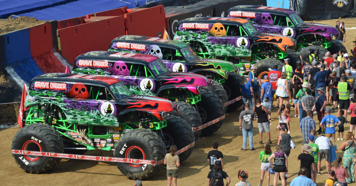 Monster Jam World Finals Crashes How To Negotiate Salary During A Job Offer